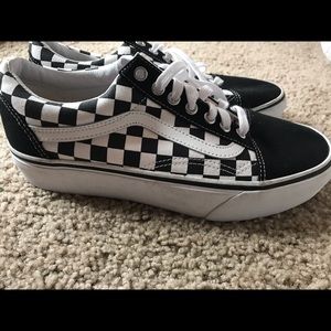 Off the wall checkered stacked Vans